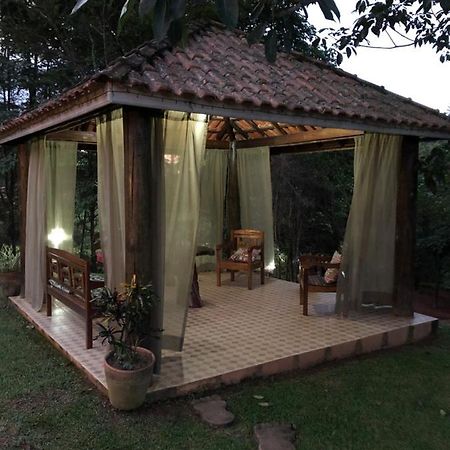 Pousada Vale Dos Sonhos Cunha Exterior photo